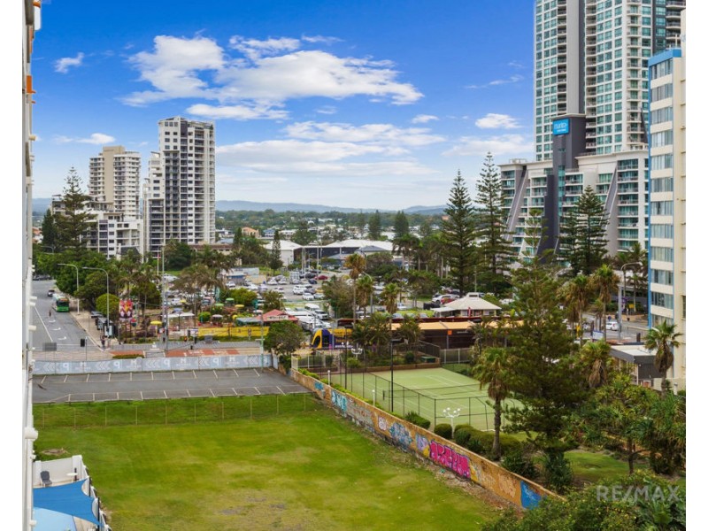 35/64 Esplanade, Surfers Paradise QLD 4217