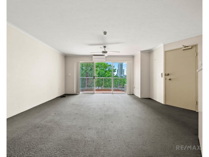 60/36 Australia Avenue, Broadbeach QLD 4218