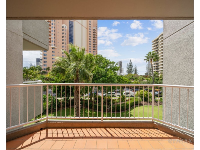 60/36 Australia Avenue, Broadbeach QLD 4218