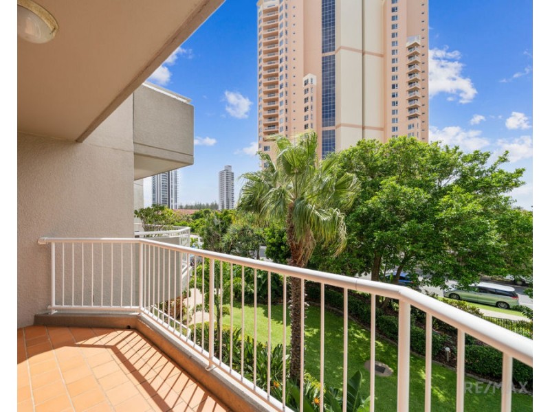 60/36 Australia Avenue, Broadbeach QLD 4218