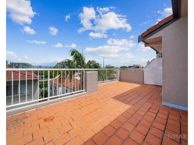 60/36 Australia Avenue, Broadbeach QLD 4218