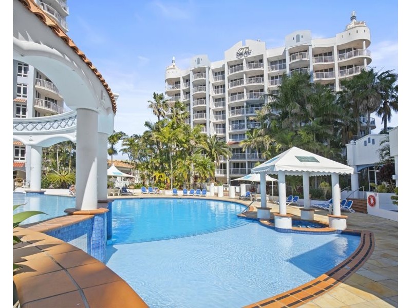 2015/2623-2633 Gold Coast Highway, Broadbeach QLD 4218