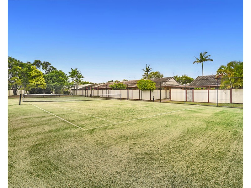 68/128 Benowa Road, Southport QLD 4215