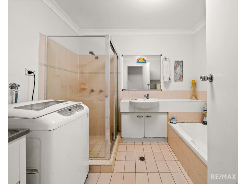 68/128 Benowa Road, Southport QLD 4215