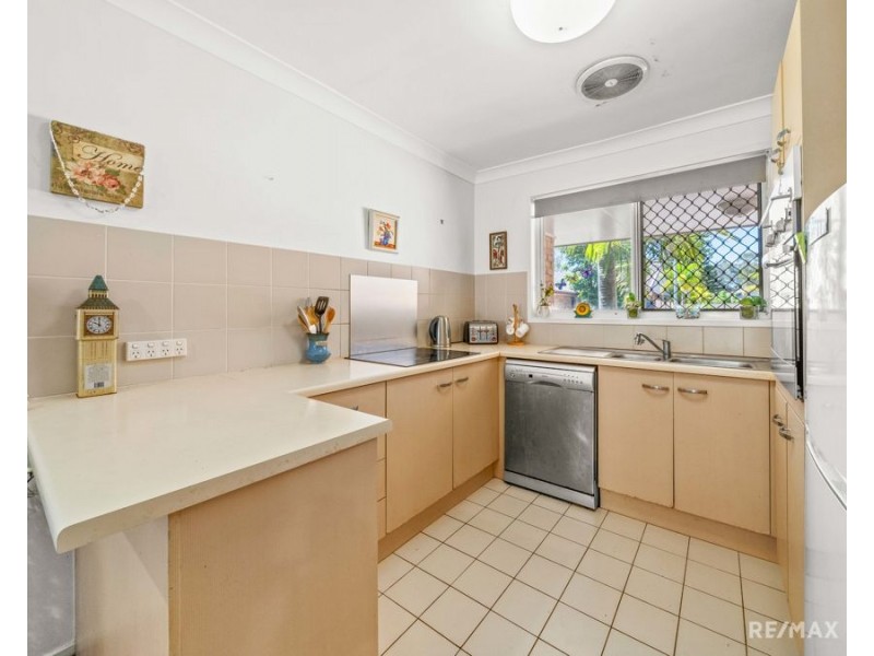 68/128 Benowa Road, Southport QLD 4215