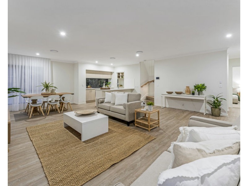 237B Golden Four Drive, Bilinga QLD 4225