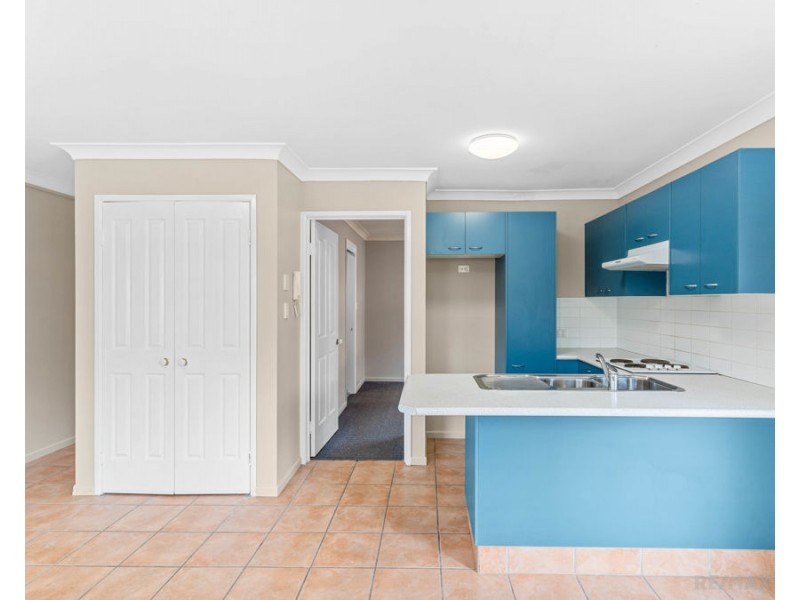 1/175 Surf Parade, Broadbeach QLD 4218