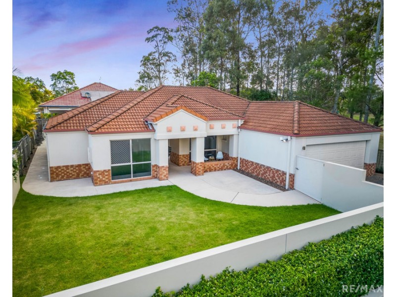 14 Gumleaf Drive, Molendinar QLD 4214