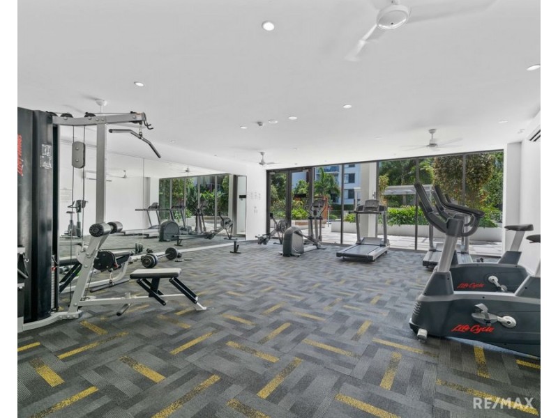 3105/1-7 Waterford Court, Bundall QLD 4217