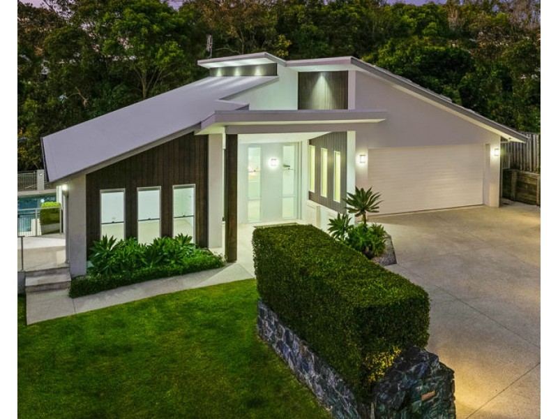 2 Curtis Court, Mudgeeraba QLD 4213