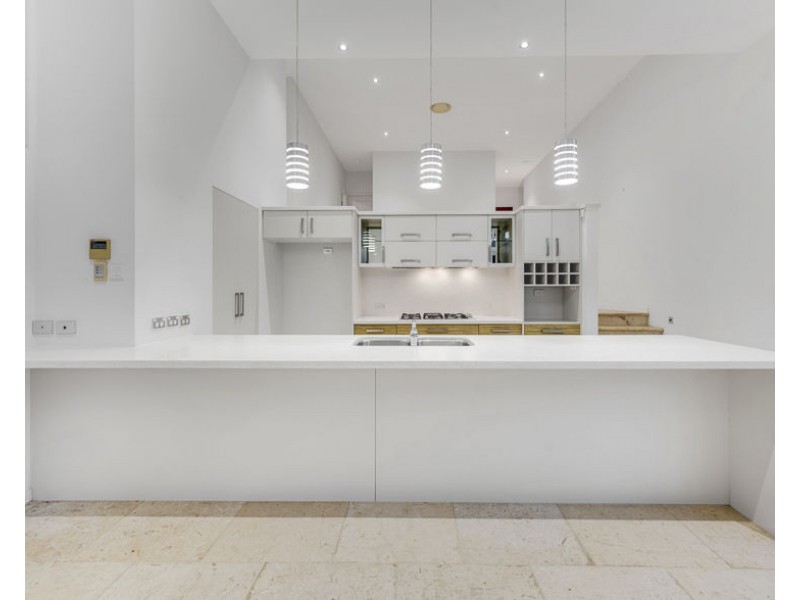 2 Curtis Court, Mudgeeraba QLD 4213