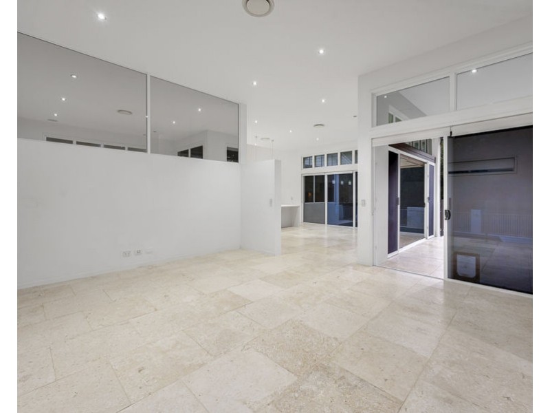 2 Curtis Court, Mudgeeraba QLD 4213