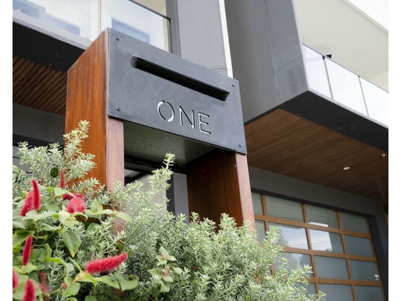 1/27 Burra Street, Surfers Paradise QLD 4217