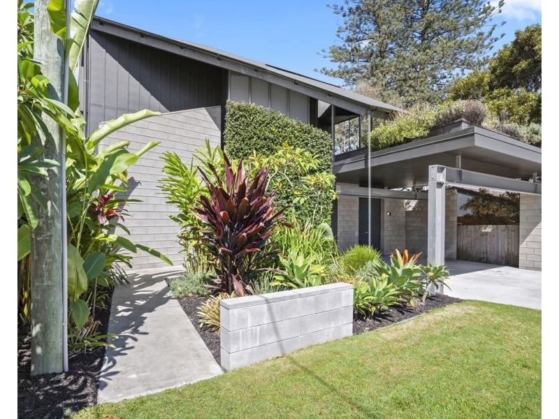 4 Elizabeth Street, Tugun QLD 4224