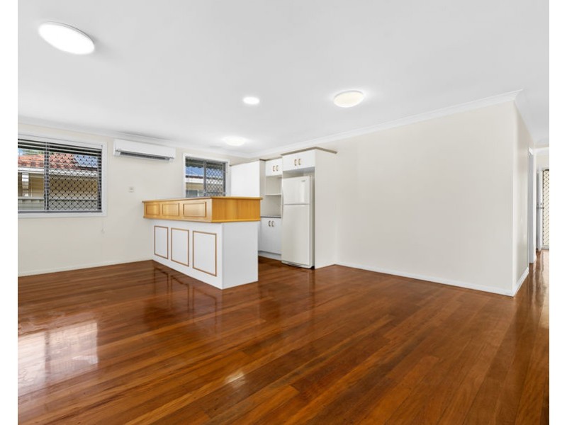 1/10 Alkira Avenue, Palm Beach QLD 4221