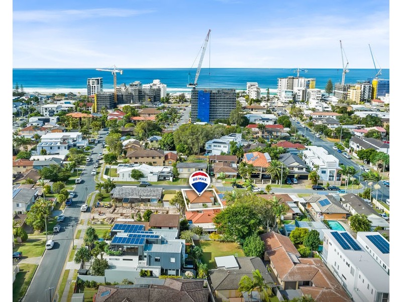 1/10 Alkira Avenue, Palm Beach QLD 4221