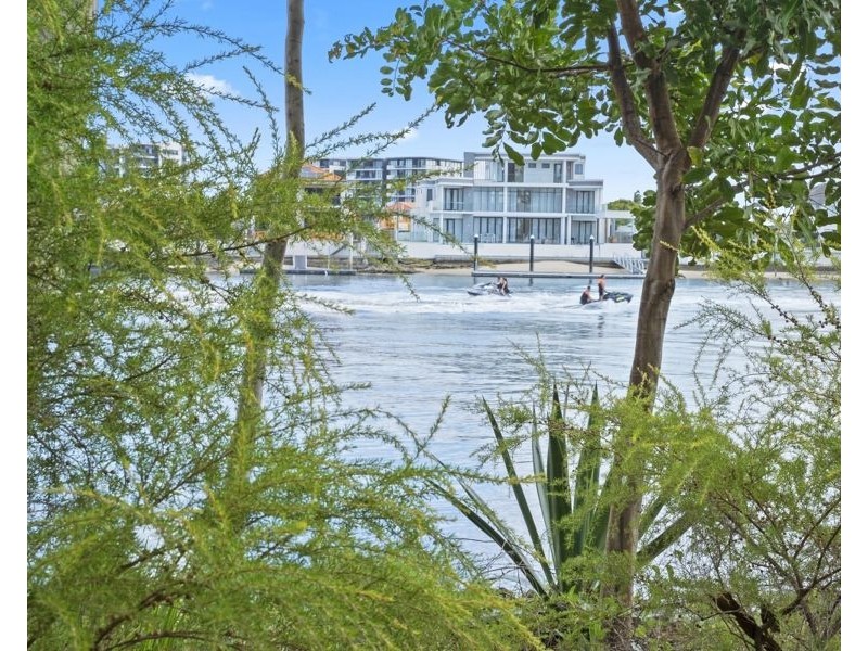 112/32 Riverview Parade, Surfers Paradise QLD 4217
