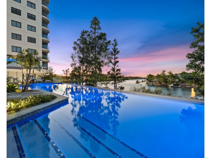 5602/5 Harbour Side Court, Biggera Waters QLD 4216