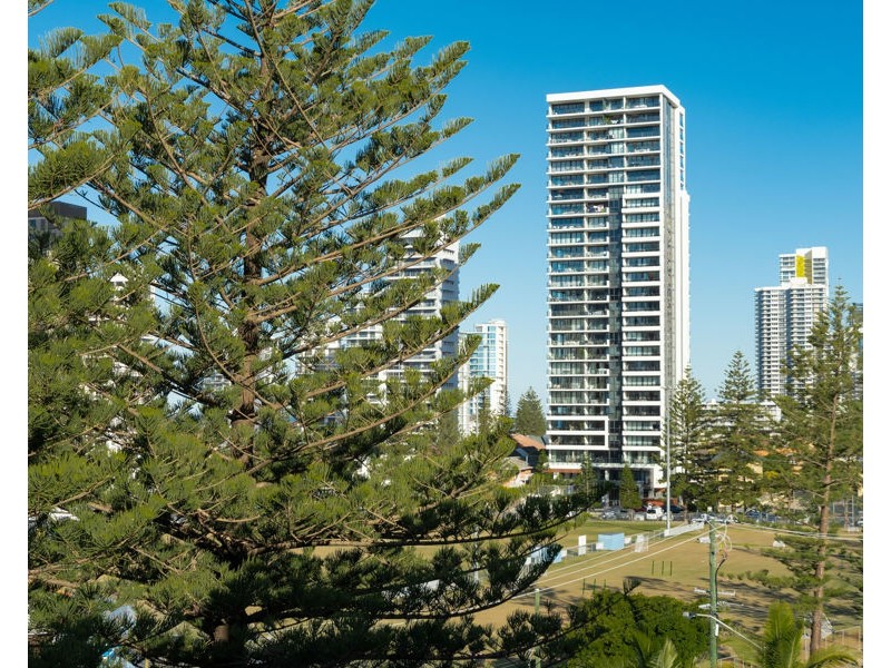 20/22 Armrick Avenue, Broadbeach QLD 4218