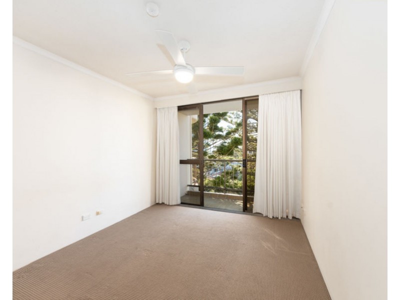 20/22 Armrick Avenue, Broadbeach QLD 4218