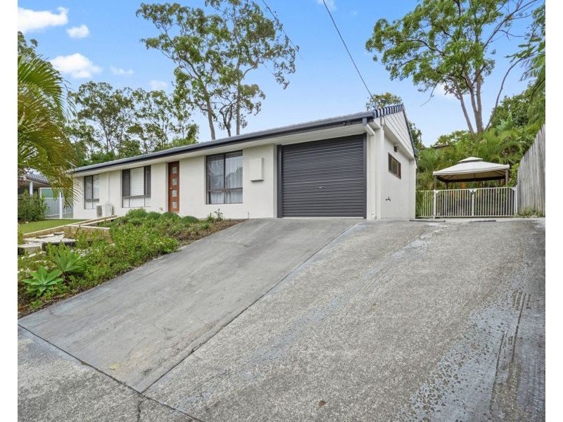 8 Cherokee Crescent, Mudgeeraba QLD 4213
