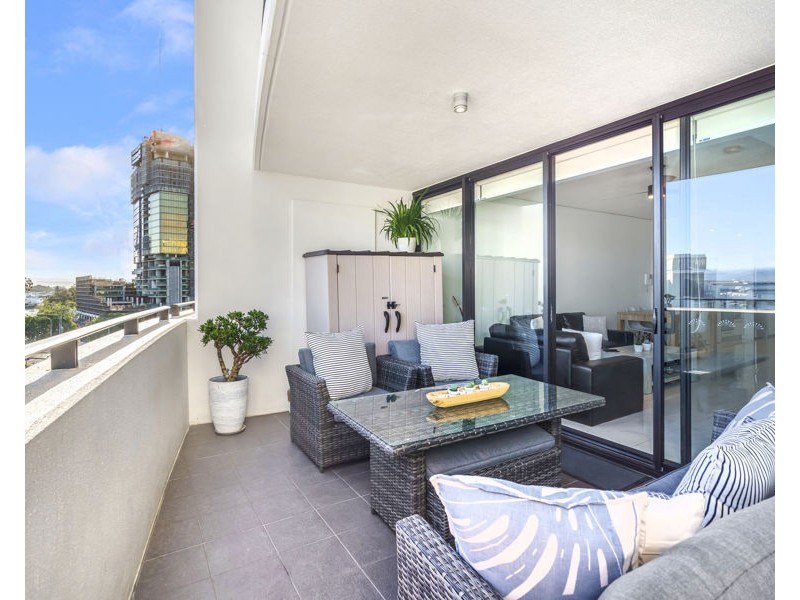 609/22 Surf Parade, Broadbeach QLD 4218