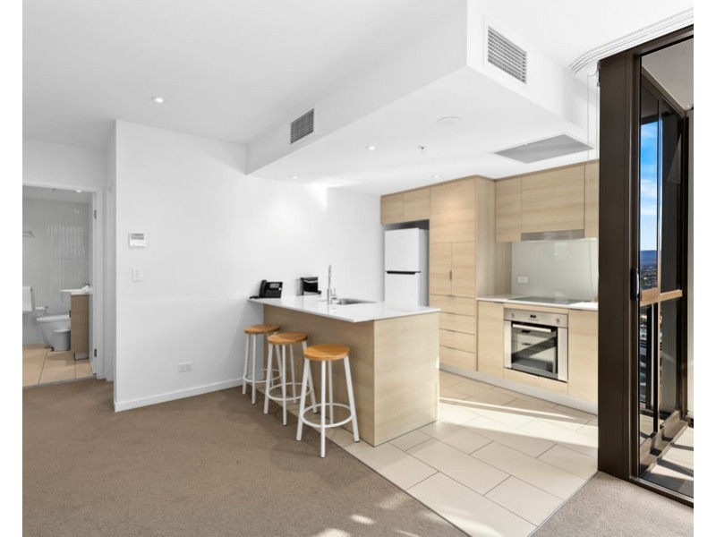 1801/2663 Gold Coast Highway, Broadbeach QLD 4218