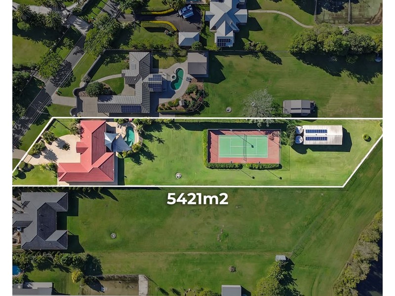 15 Maryland Avenue, Carrara QLD 4211