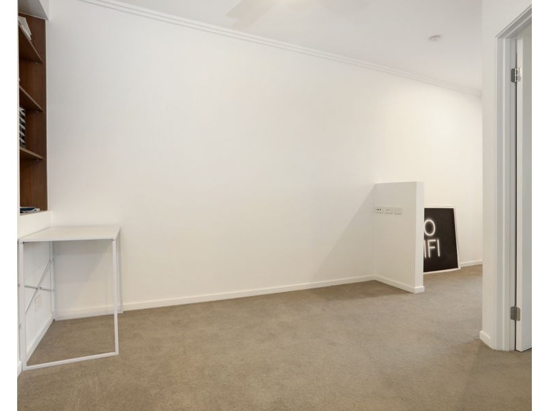 25 The Crestway, Robina QLD 4226