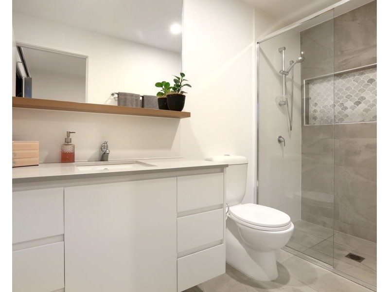 25 The Crestway, Robina QLD 4226