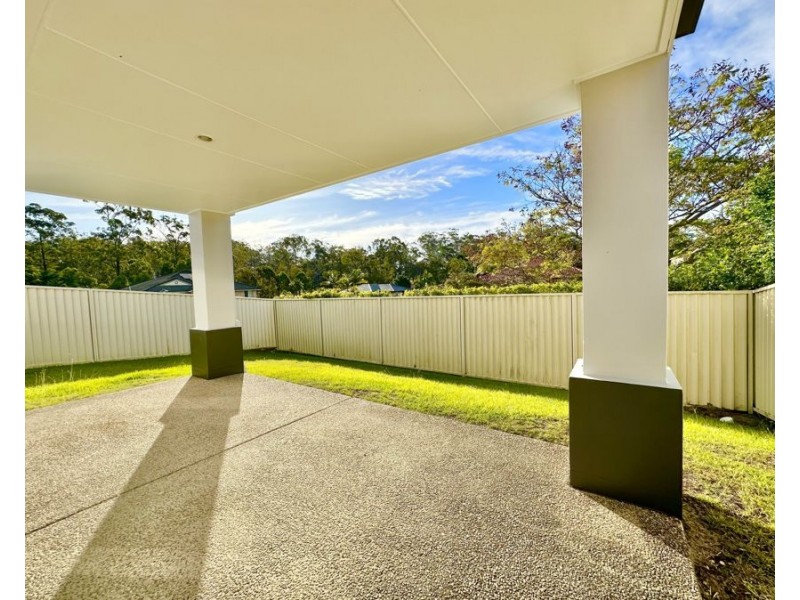 13 Rosegum Drive, Molendinar QLD 4214