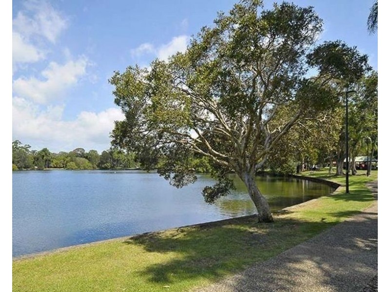 1/80 Sarawak Avenue, Palm Beach QLD 4221