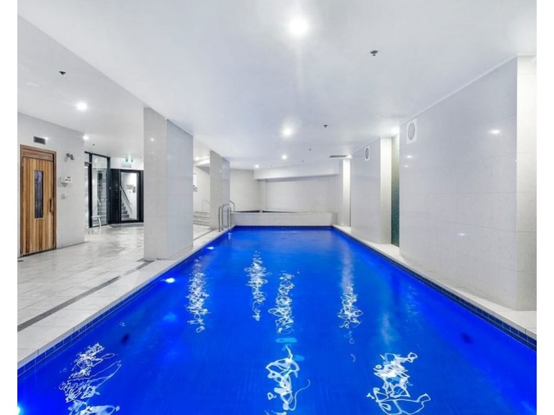 605/22 Surf Parade, Broadbeach QLD 4218