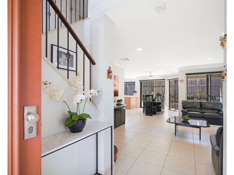 8/1-7 Pine Valley Drive, Robina QLD 4226