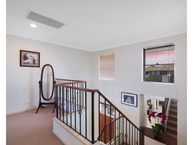 8/1-7 Pine Valley Drive, Robina QLD 4226