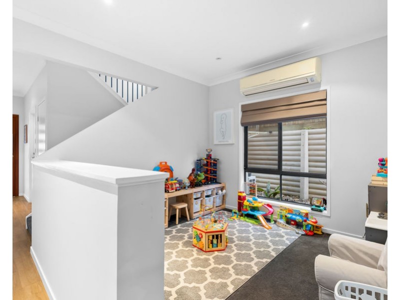 5 Mahogany Place, Molendinar QLD 4214