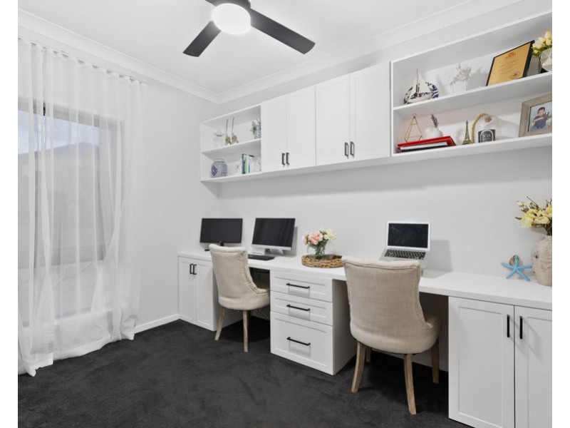 5 Mahogany Place, Molendinar QLD 4214