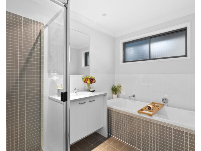 5 Mahogany Place, Molendinar QLD 4214