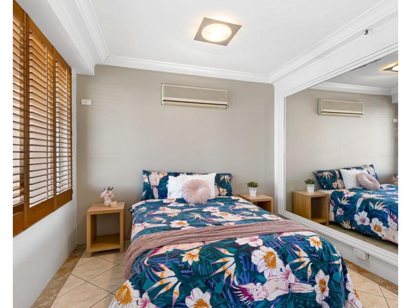 26/129 Surf Parade, Broadbeach QLD 4218