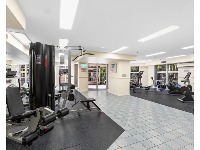 26/129 Surf Parade, Broadbeach QLD 4218