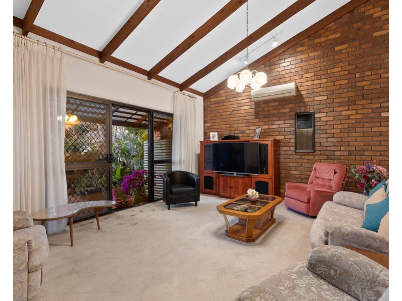 7 Belmore Close, Robina QLD 4226