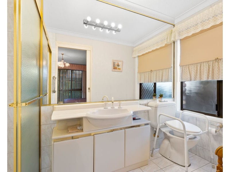 7 Belmore Close, Robina QLD 4226