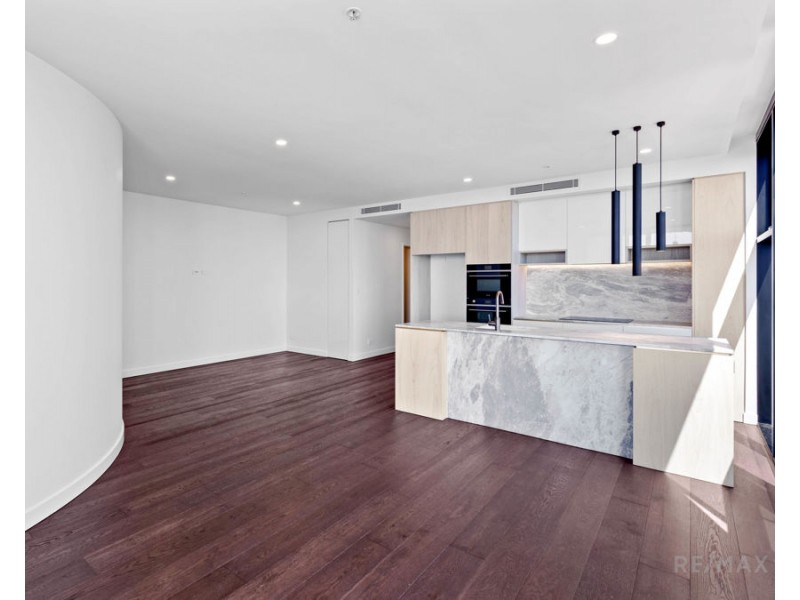 1001/185 Old Burleigh Road, Broadbeach QLD 4218