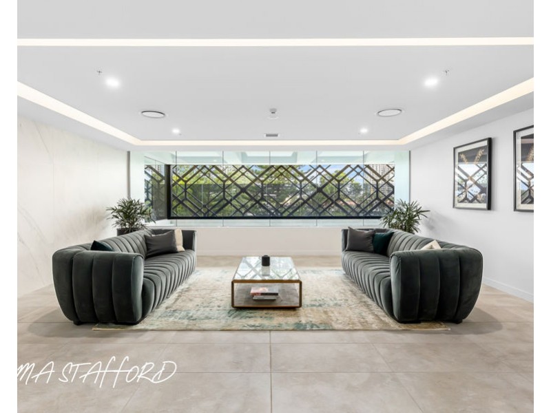 1001/185 Old Burleigh Road, Broadbeach QLD 4218