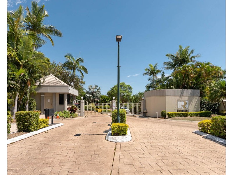 129/125 Santa Cruz Blvd, Clear Island Waters QLD 4226