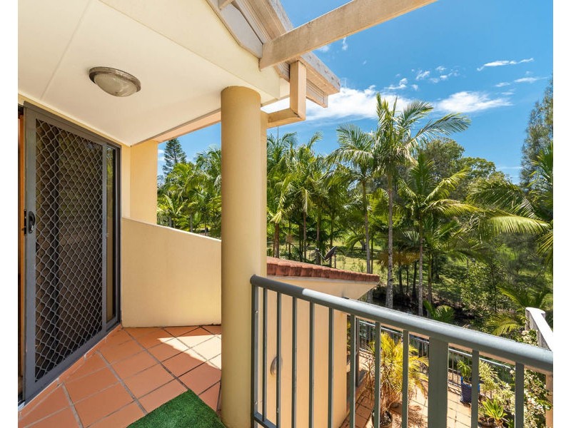 129/125 Santa Cruz Blvd, Clear Island Waters QLD 4226