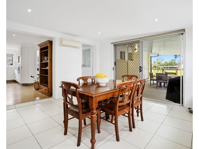 16 Chuter Avenue, Southport QLD 4215