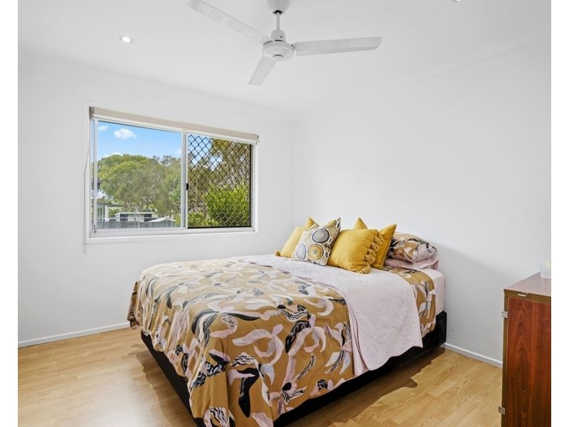 16 Chuter Avenue, Southport QLD 4215