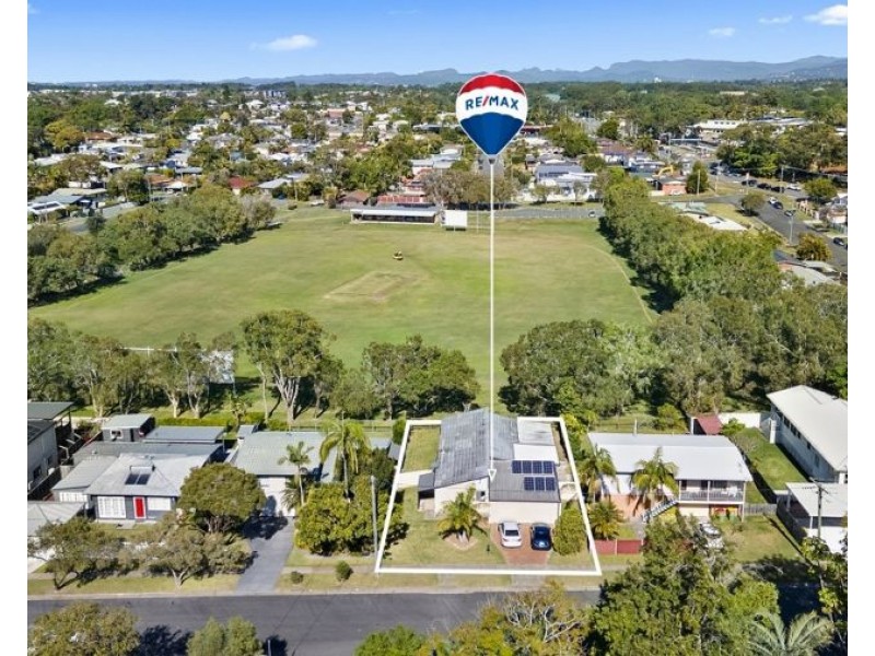 16 Chuter Avenue, Southport QLD 4215