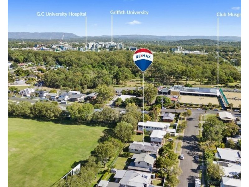 16 Chuter Avenue, Southport QLD 4215